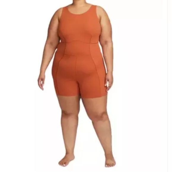 Women’s Nike Yoga Dri-FIT Luxe Jumpsuit Size 2XL Orange SKU FD7798-246 NWT - Picture 3 of 5